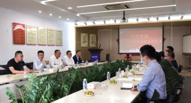 东莞市工信局与镇经发局领导莅临民兴电缆参观指导
